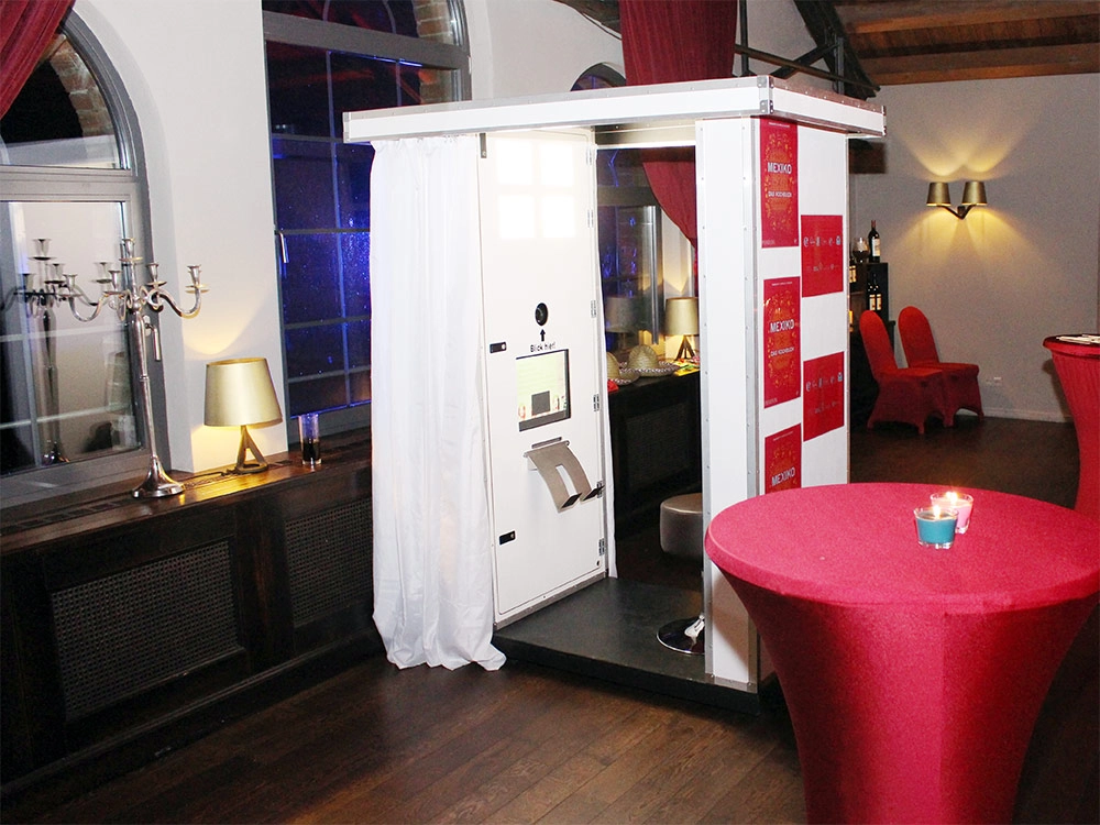 Fotoautomat mit Sofortbilddrucker